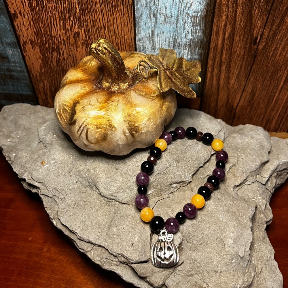 Handcrafted bead bracelet with yellow jade, lepidolite, onyx and obsidian stones